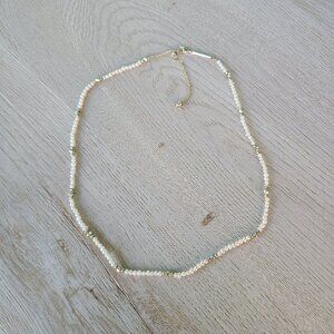 Kendra Scott Scarlet Gold Choker Necklace in White Pearl